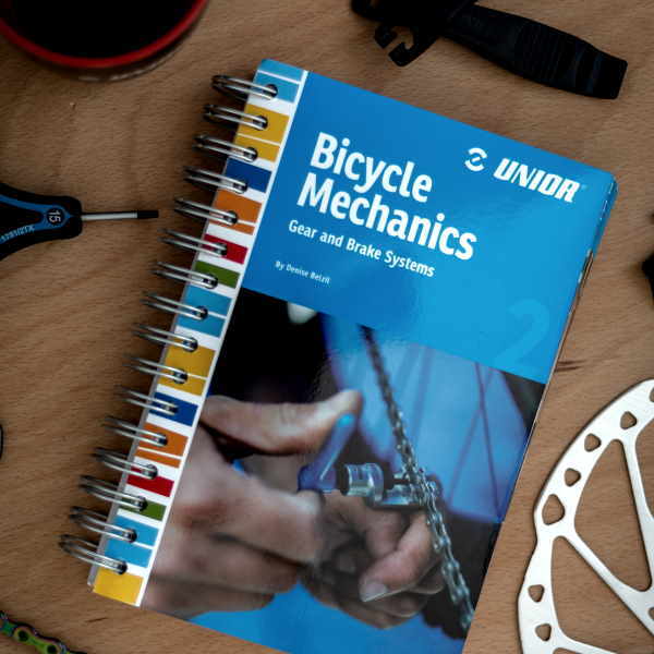 bicycle-mechanics-2.jpg