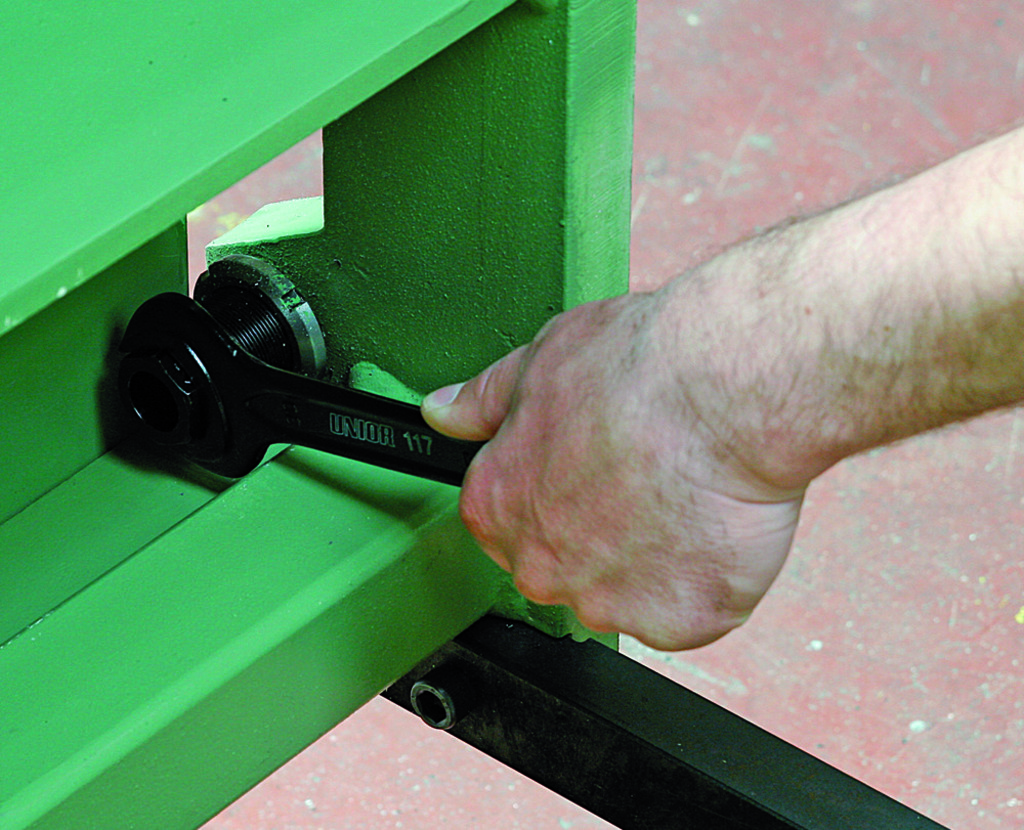 Single open end wrench