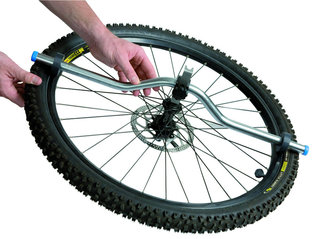 Wheel alignment gauge