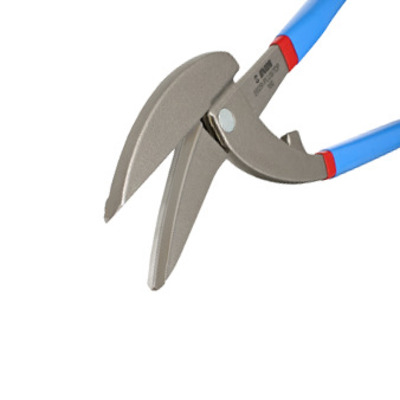 Tin snips and bolt cutters